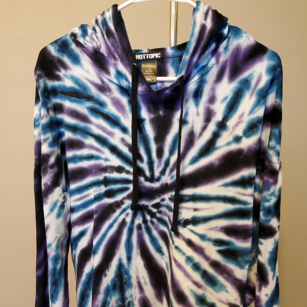 XL Hot Topic Tie Dye Hoodie